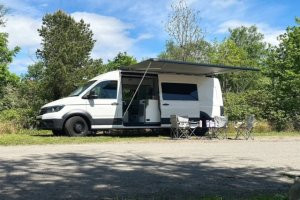 Image 3 of Volkswagen Crafter 2018 LWB Campervan